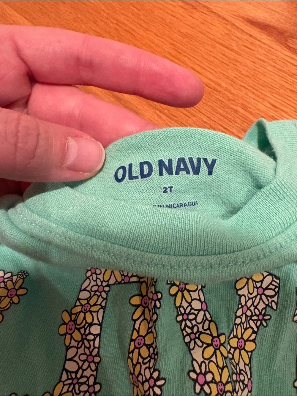 Old Navy Girls' Graphic Tees Long Sleeve- Mint, Light Gray & Lavender 3 pack